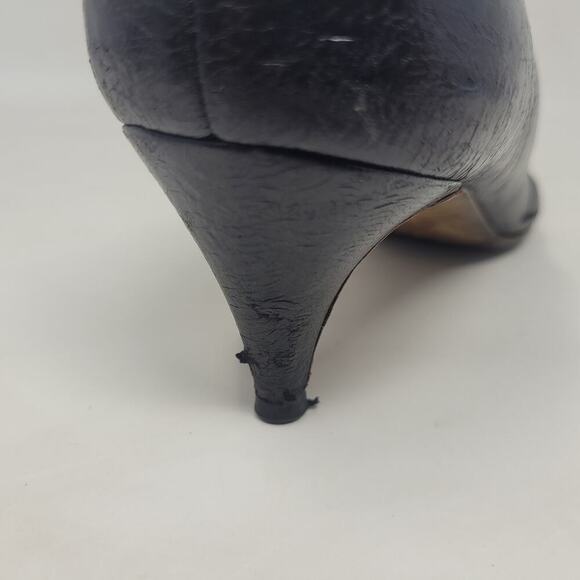 Chanel Heels EU36 US6 Black Tan Leather 2008 CC Logo Old Money Bow Pumps Luxury - Picture 9 of 13